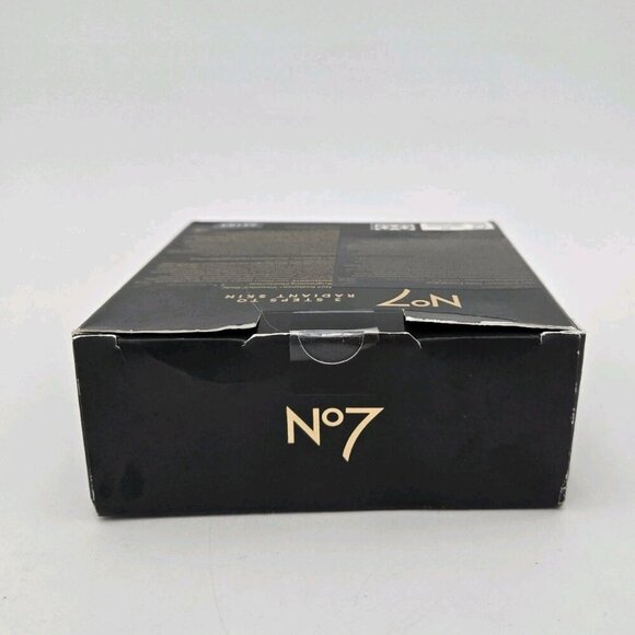 BOOTS No7 3 Steps To Radiant Skincare Set Moisturizer Cleanser Eye Mask Sealed - Picture 4 of 5